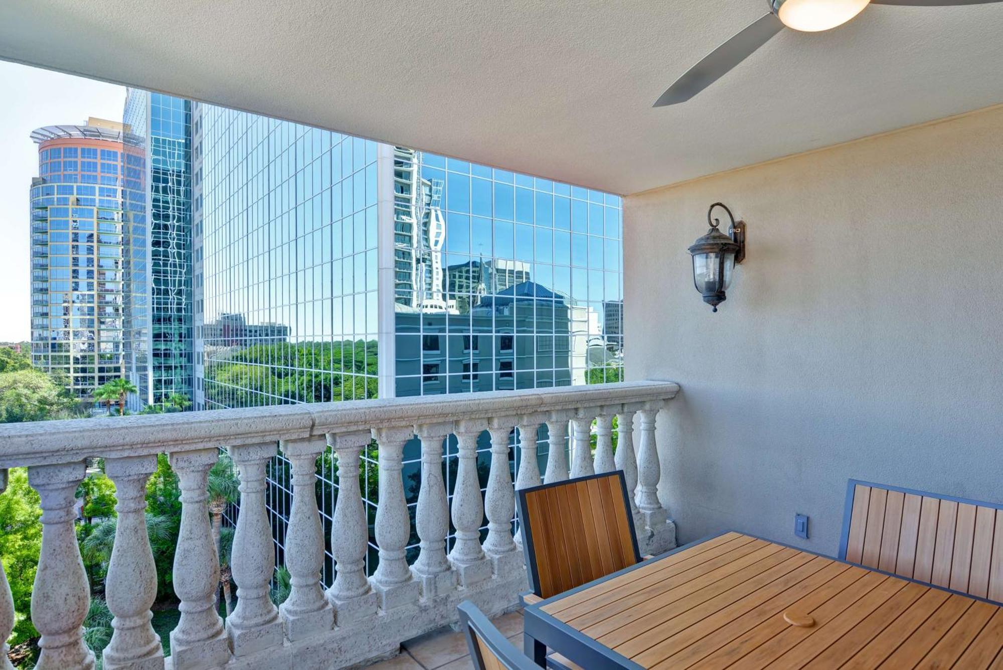 Embassy Suites Orlando Downtown Exterior foto